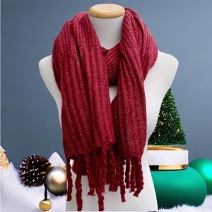 NWT Sonoma Supercozy Oblong Scarf with Fringe